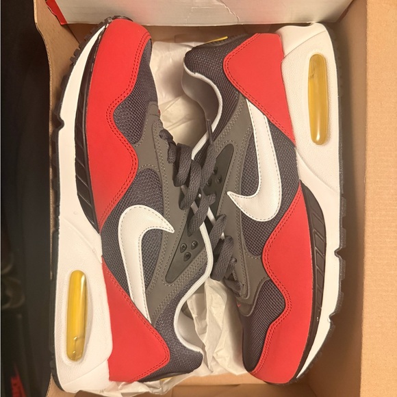 Nike’s - Picture 2 of 2